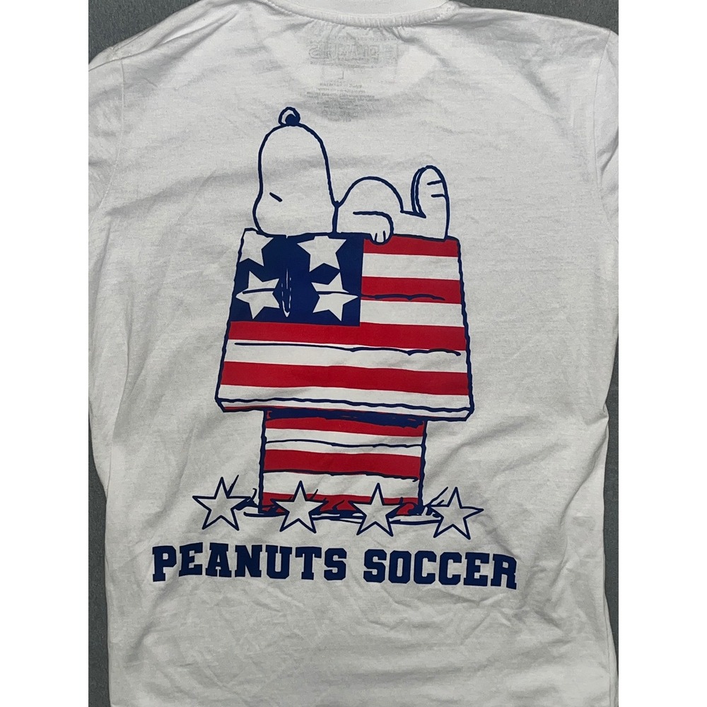Peanuts Soccer Snoopy American Flag Graphic T-Shirt White Large Mens L